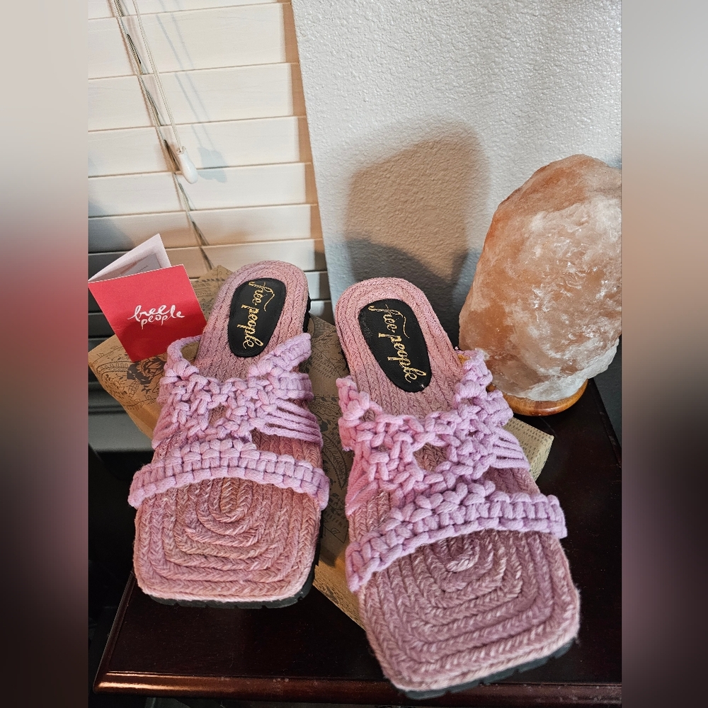 Free People Sandri Macrame Sandals Lavander New in Box size 38 (7.5 -8 US) - Picture 4 of 13